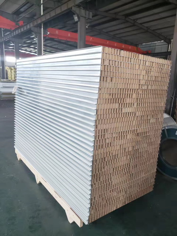 機(jī)制紙蜂窩板